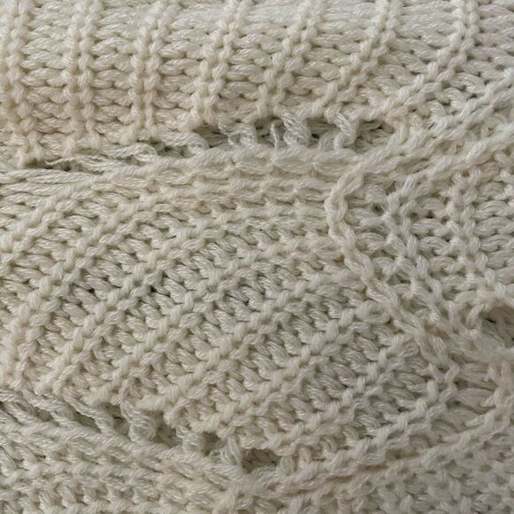 ❤️ Olia (Vici) Knit Bat Crochet Sweater ~ Size S  ❤️ - Picture 8 of 11